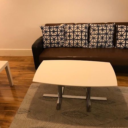 Abbey Wood Station Five Bedroom Self Contained House 외부 사진