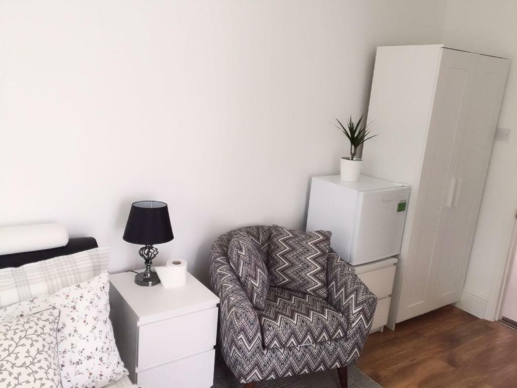 Abbey Wood Station Five Bedroom Self Contained House 외부 사진