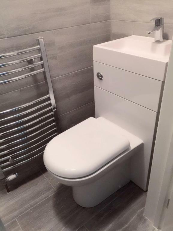 Abbey Wood Station Five Bedroom Self Contained House 외부 사진